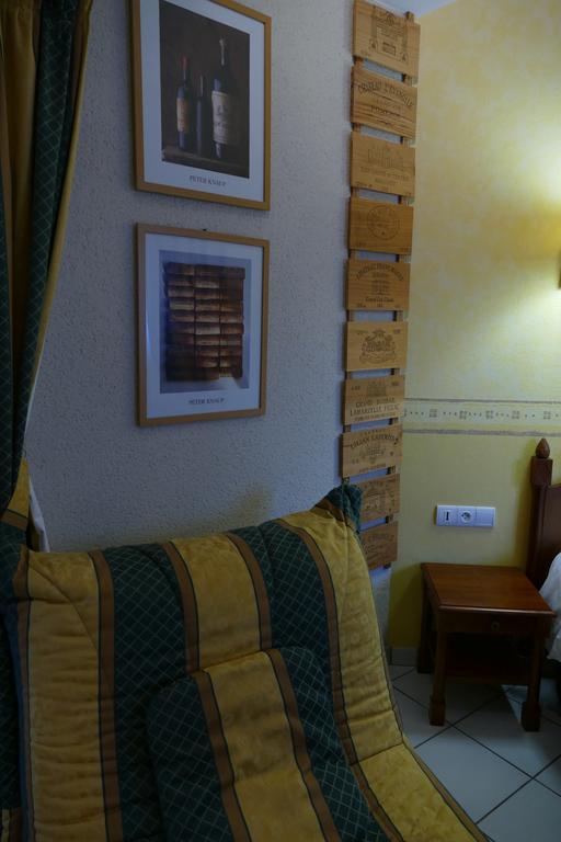 Logis Hotels Le Champalud Restaurant La Citadelle Oree-d'Anjou Δωμάτιο φωτογραφία