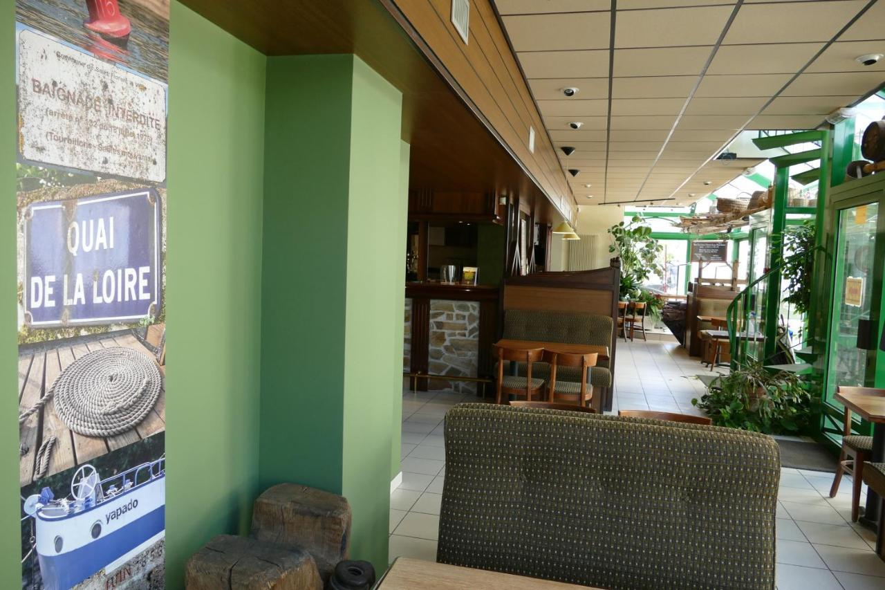 Logis Hotels Le Champalud Restaurant La Citadelle Oree-d'Anjou Εξωτερικό φωτογραφία