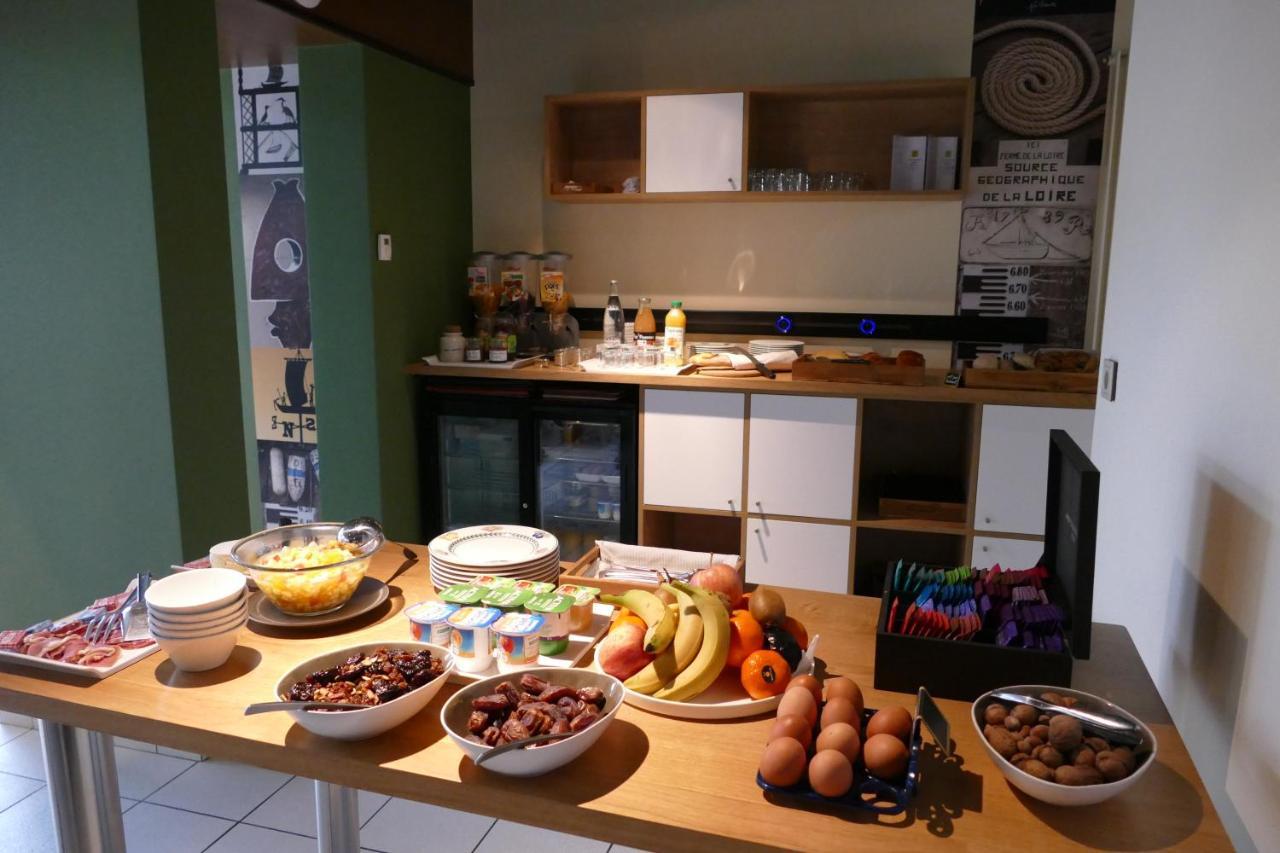 Logis Hotels Le Champalud Restaurant La Citadelle Oree-d'Anjou Εξωτερικό φωτογραφία