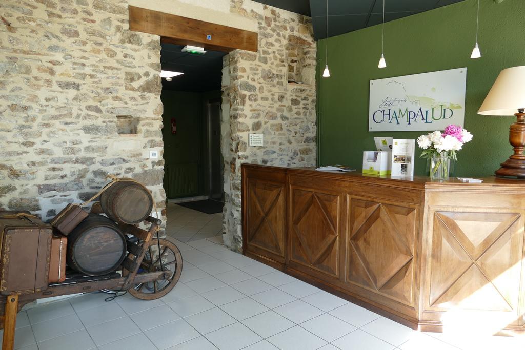 Logis Hotels Le Champalud Restaurant La Citadelle Oree-d'Anjou Εξωτερικό φωτογραφία