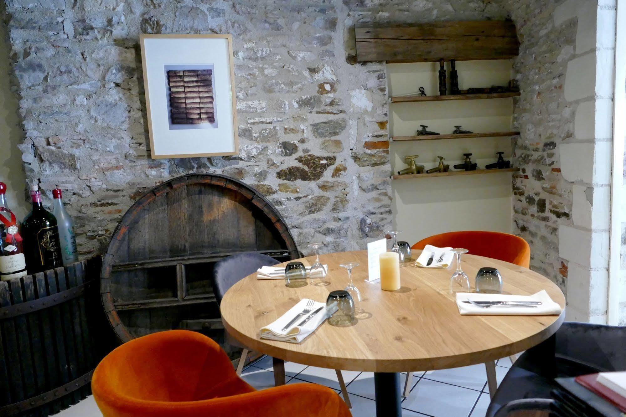 Logis Hotels Le Champalud Restaurant La Citadelle Oree-d'Anjou Εξωτερικό φωτογραφία