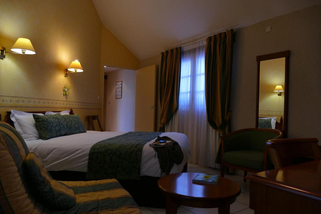 Logis Hotels Le Champalud Restaurant La Citadelle Oree-d'Anjou Εξωτερικό φωτογραφία